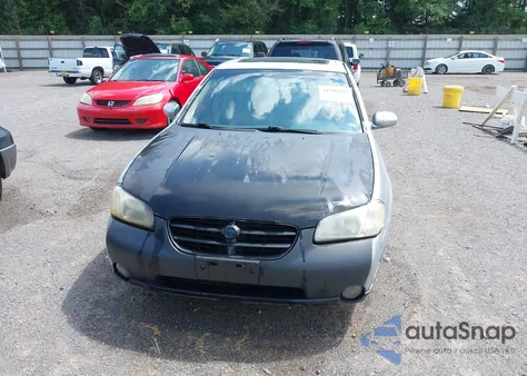 2000 Nissan Maxima Gle/Gxe/Se z USA, uszkodzony, nr VIN JN1CA31D9YT708225